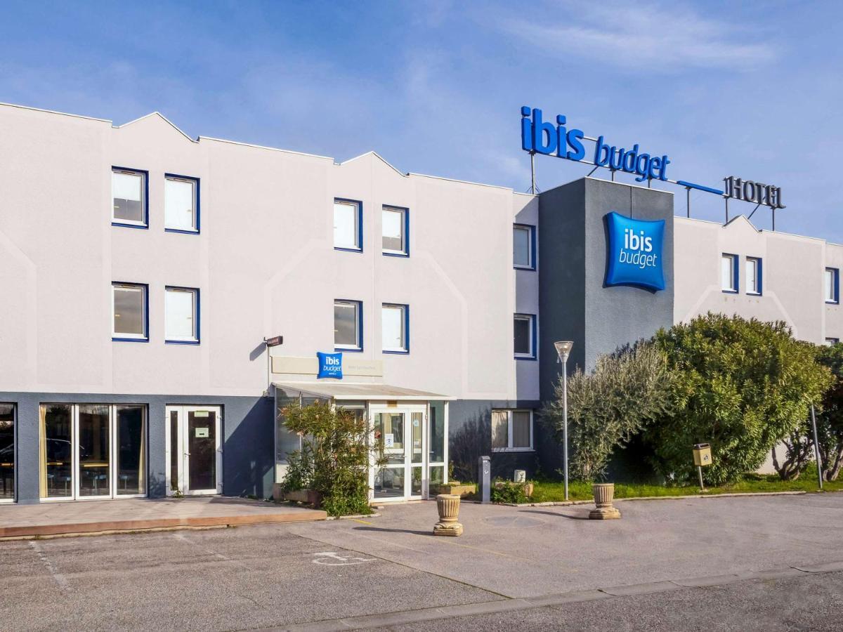 ibis budget Arles Sud Fourchon Exterior foto